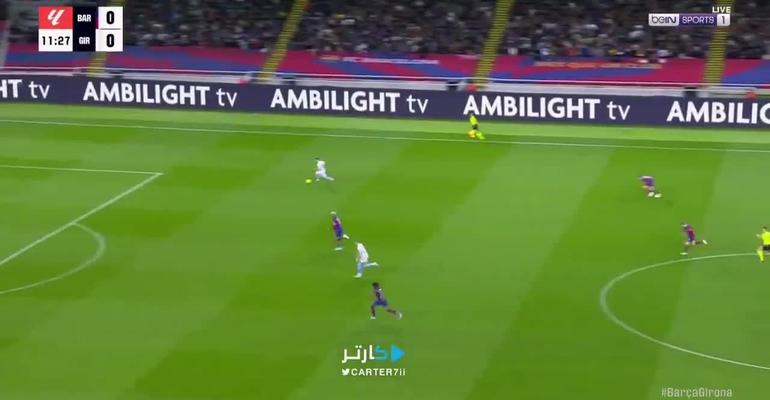 Гол Довбика за «Жирону» в ворота «Барселоны» с передачи Цыганкова